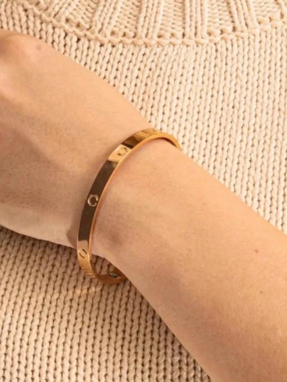 Olux Magnetic Wellness Bangle Cuff Bracelet